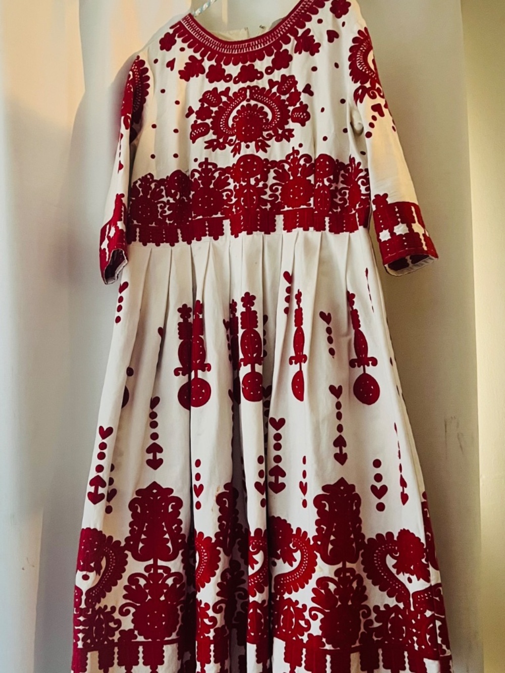 Dress - Picture 2 of 8
